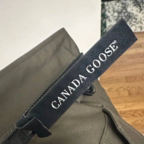 CANADA GOOSE BRONTE PARKA Down Jacket  Military Green Khaki Polyester - Picture 13 of 14